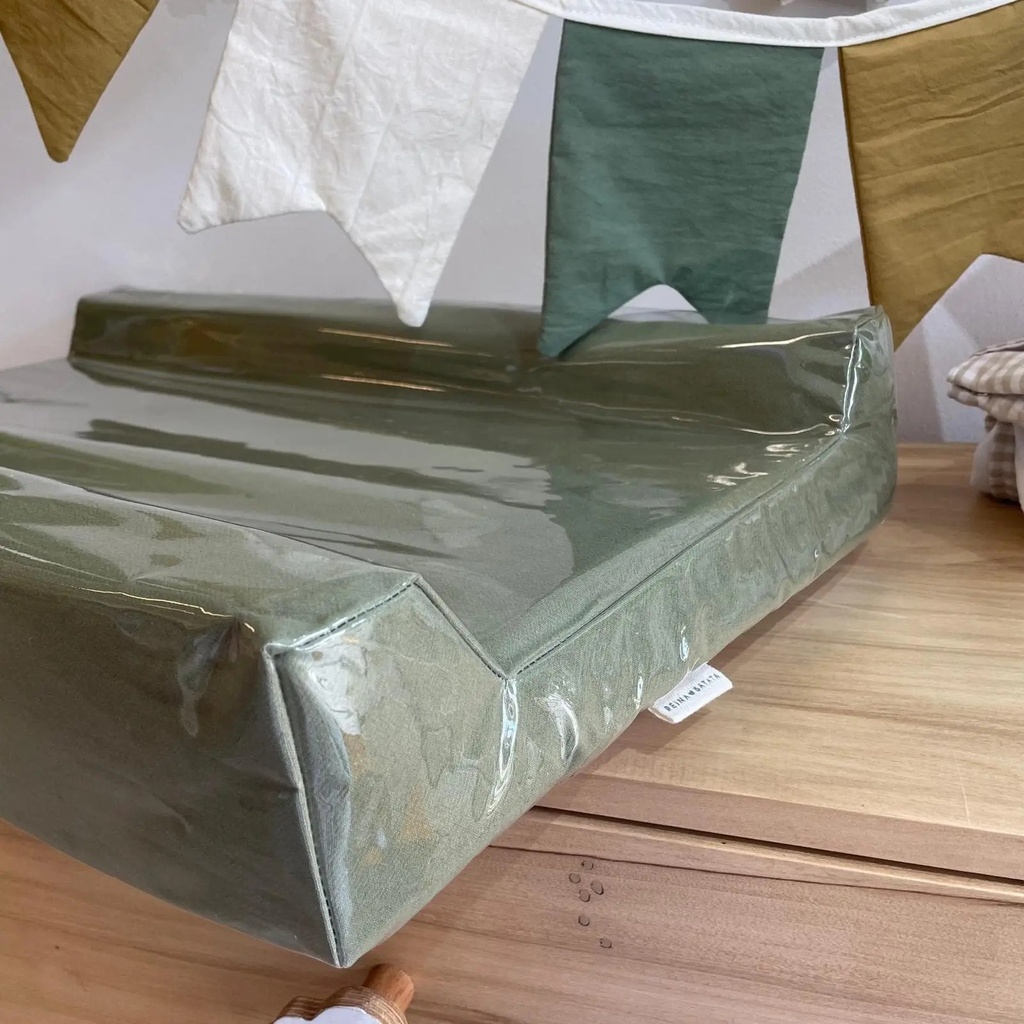 Cambiador con laterales verde oliva Reina Batata