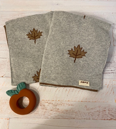 [MKB07-4] Rebozo hojas 70x90 - Gris Moma